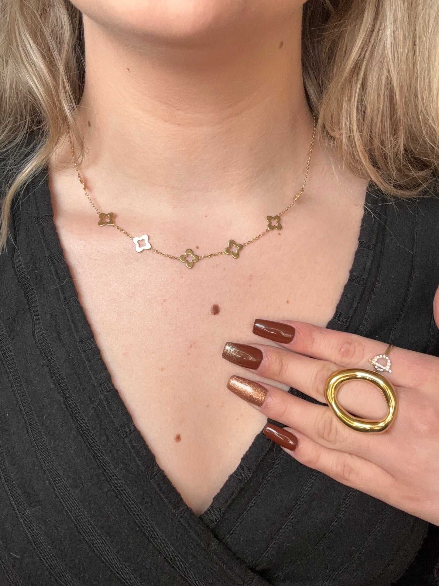 Collier Bloom